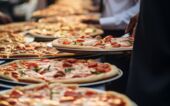 Nationale Dinerbon Pelt Mukie Pizza